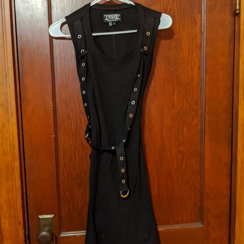 Tripp NYC Eyehole Sleeveless Dress